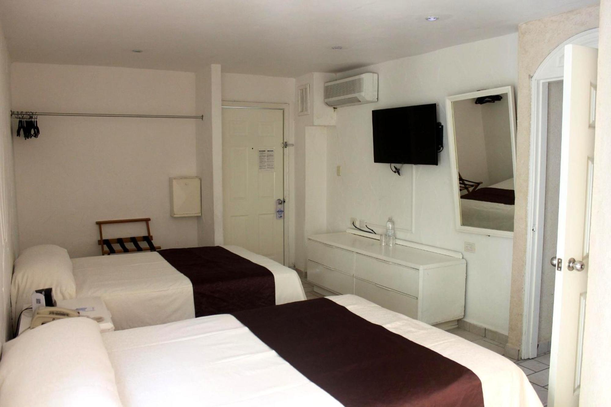 Hotel Plaza Caribe Cancún Eksteriør bilde
